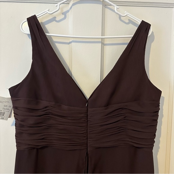 David’s Bridal empire waist bridesmaid dress size 18 brown chiffon sleeveless - Picture 7 of 10